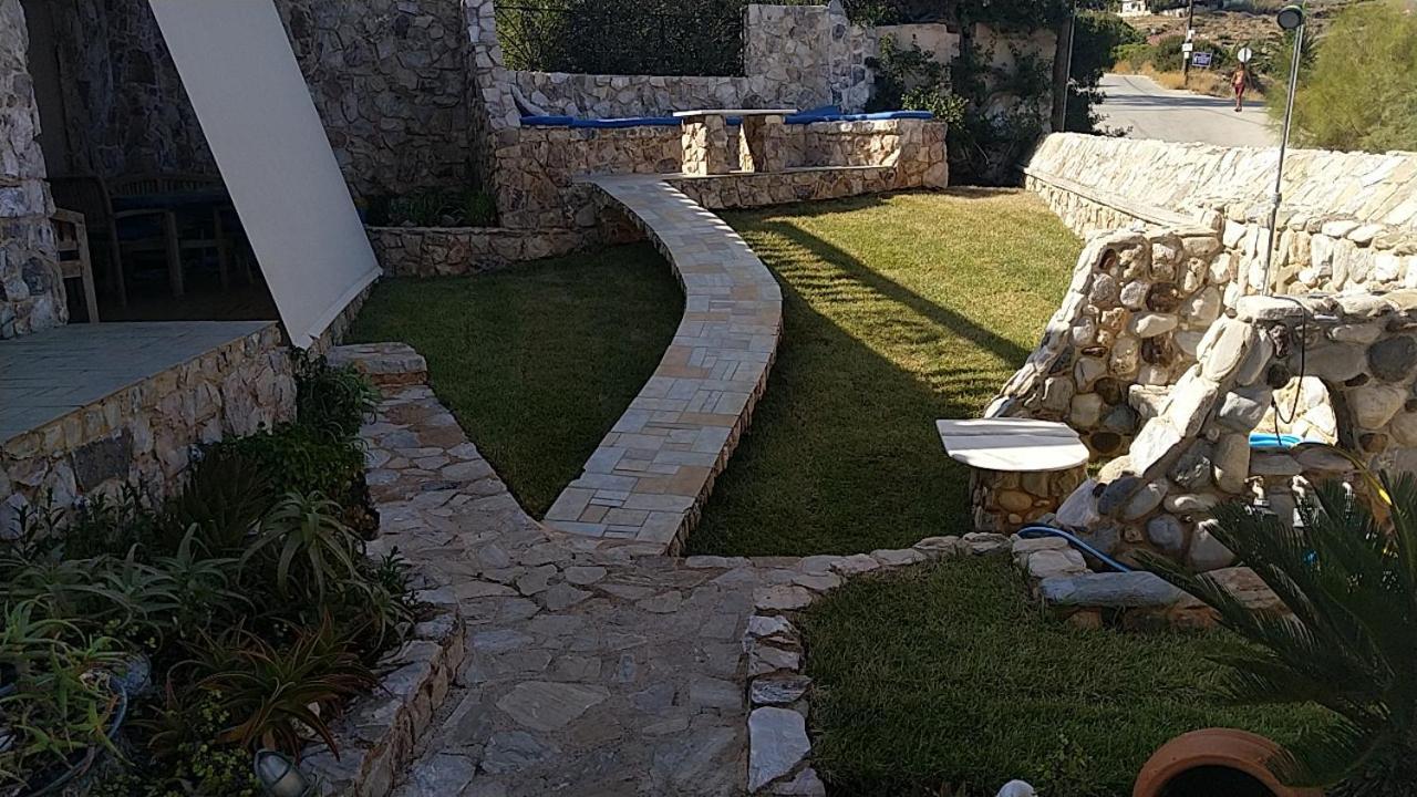 Το Πετρινο Vila Agia Marina Mikrolimanou Exterior foto
