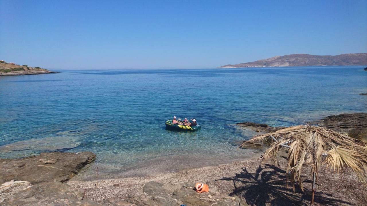 Το Πετρινο Vila Agia Marina Mikrolimanou Exterior foto
